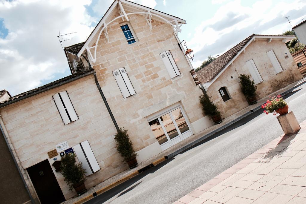 Le Manoir De Marie-Lou Hotel Rauzan Eksteriør billede